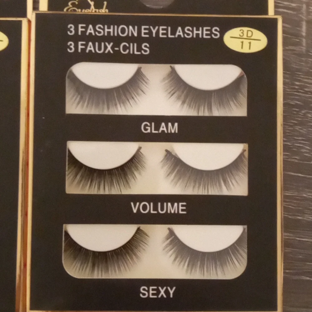 Eyelashes - Picture 4 of 4